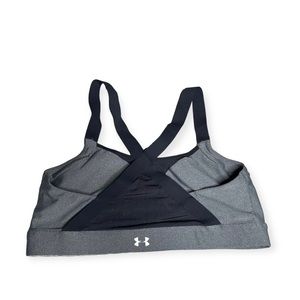 Under Armour fitted Sports bra, Size XL